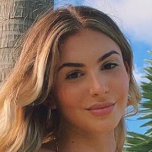 Emely Hernandez image 4