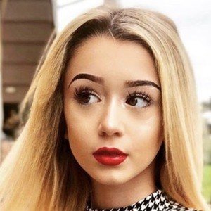 Emery Bingham, 18 (YouTube Star)