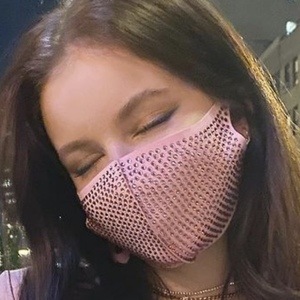 Emi Lahrssen image 2