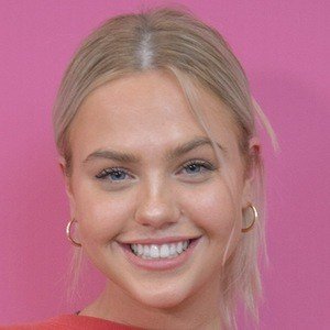 Emilee Flood, 25 (TikTok Star)