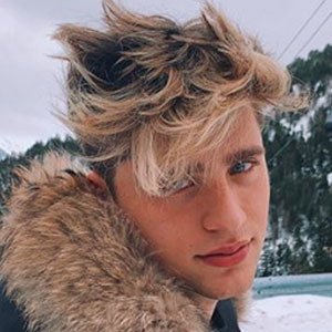 Emilio Martínez, 24 (TikTok Star)