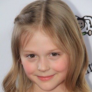 Emily Alyn Lind image 5