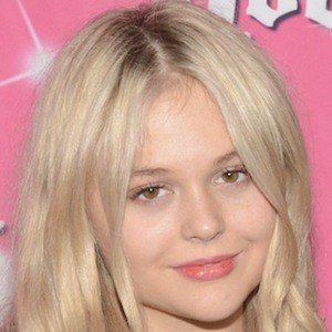 Emily Alyn Lind image 7
