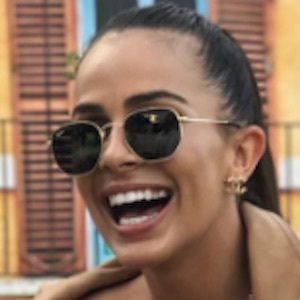 Emily Baldwin image 3