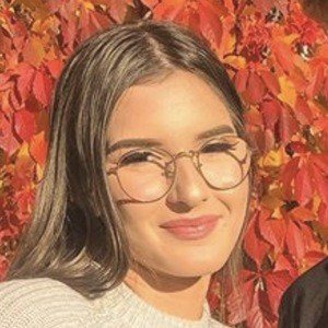 Emily Ball, 22 (Звезда Тиктока)