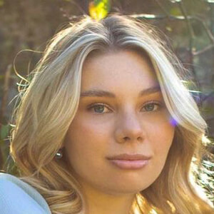 Emily Batten image 7