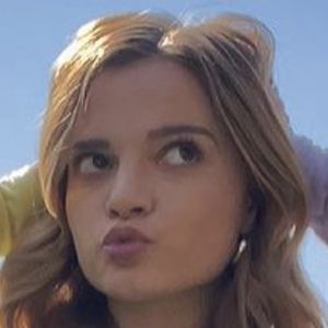 Emily Bridges, 28 (TikTok明星)