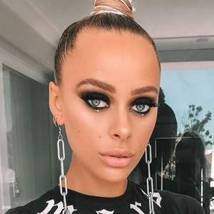 Emily Davies image 3