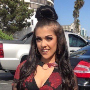 Emily Fernandez image 5