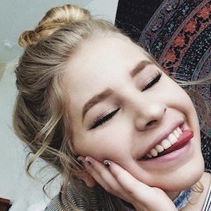 Emily Fuller image 3