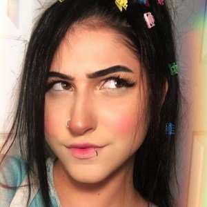 Emily Lucas, 25 (藤星)