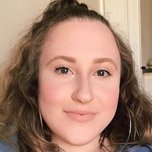 Emily Mansfield, 31 (YouTube Star)