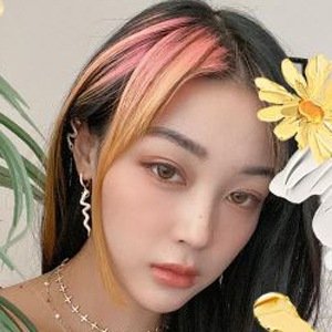 Emily Mei, 31 (Instagram明星)