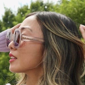 Emily Men, 36 (Blogger)