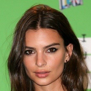 Emily Ratajkowski, 34 (Modelo)