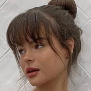 Emily Ross, 24 (TikTok Star)