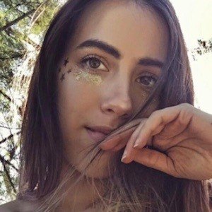 Emily Smith, 29 (Instagram Star)