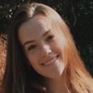 Emily Stow, 19 (YouTube明星)