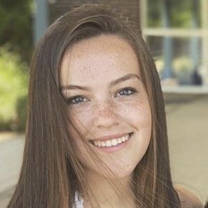 Emily Stow, 19 (YouTube Star)