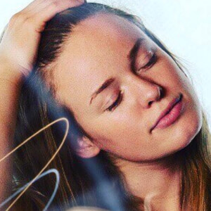 Emily Topper image 5