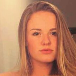 Emily Topper image 8