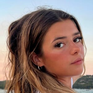 Emma Bourson, 24 (TikTok明星)