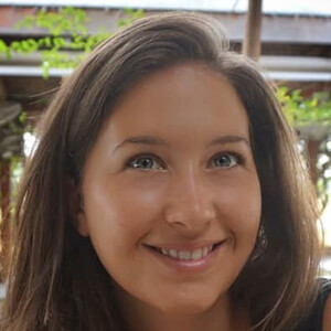 Emma Cox image 3