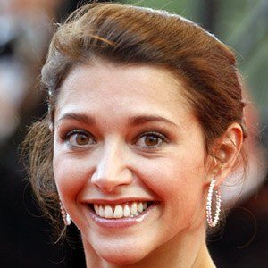 Emma De Caunes image 3