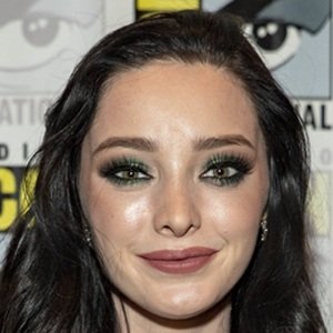 Emma Dumont image 5