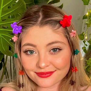 Emma Graziano, 24 (YouTube Star)