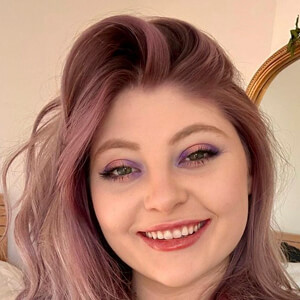 Emma Graziano, 24 (YouTube Star)