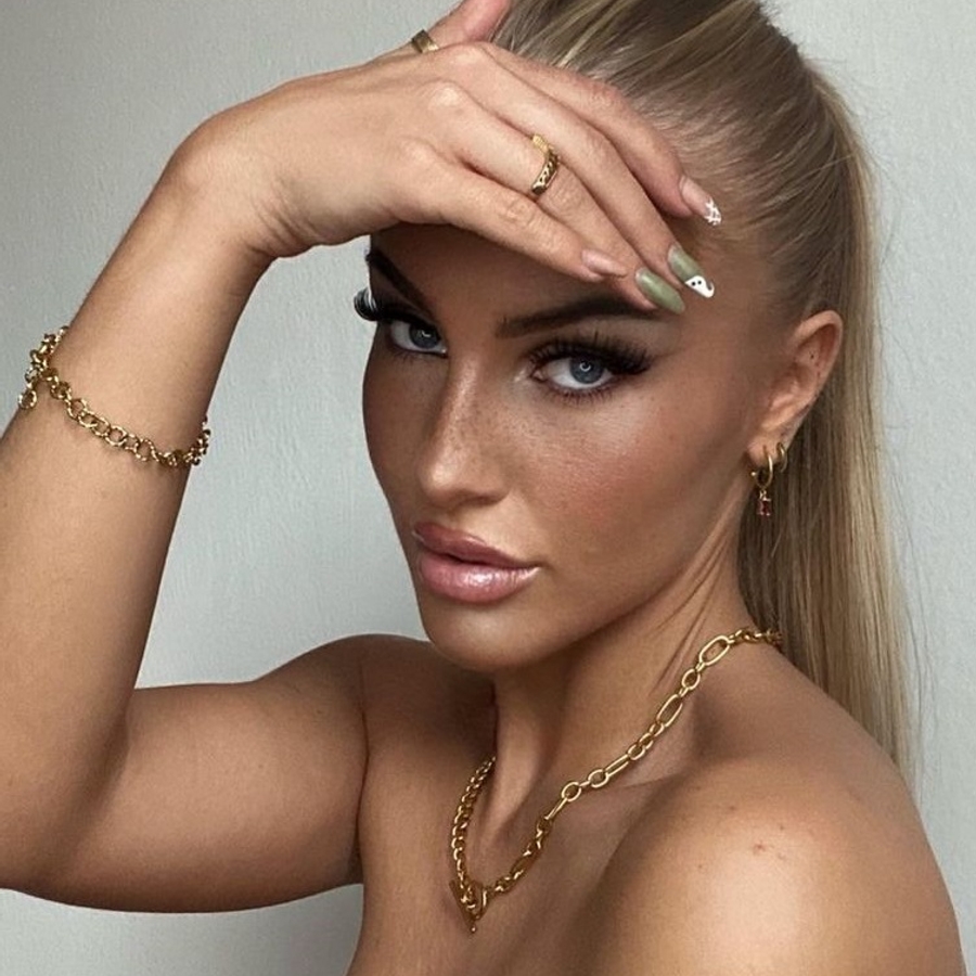 Emma Keitmann, 26 (TikTok Star)