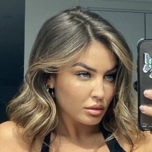 Emma Milton, 31 (模特)