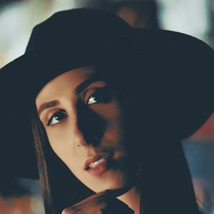 Emma Mizrahi, 29 (TikTok Star)