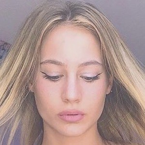 Emma Molnár image 3