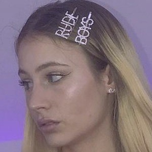 Emma Molnár image 5