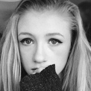 Emma Rayne Lyle, 22 (Attrice TV)