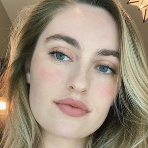 Emma Robinson, 28 (YouTube明星)