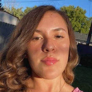 Emma Sosa, 23 (Instagram Star)