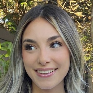 Emma WeWearCute image 3