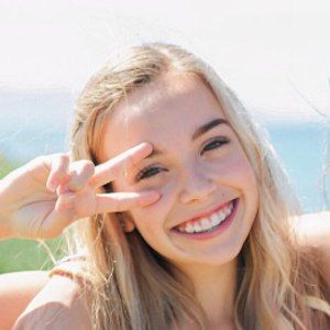 Emma York, 22 (Dancer)