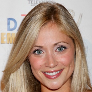 Emme Rylan, 45 (Actriz de Telenovelas)