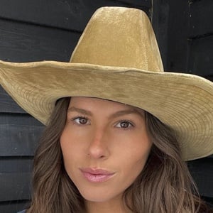 Emme Strickland, 31 (Instagram Star)