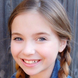 Emmy Buchanan, 17 (Estrella de TikTok)