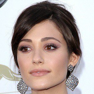 Emmy Rossum, 37 (Atriz De Televisão)