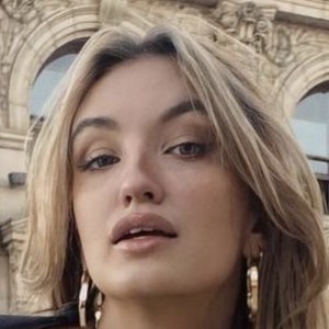 Emmy Vanliew image 5
