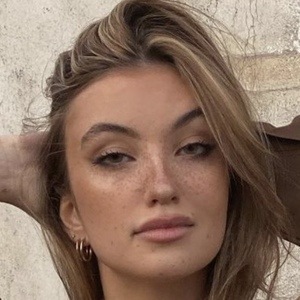 Emmy Vanliew image 7
