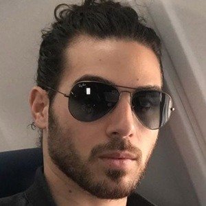 Enrico Omri Ravenna, 34 (Attore TV)