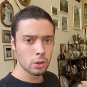 Eric Tabach, 28 (Movie Actor)