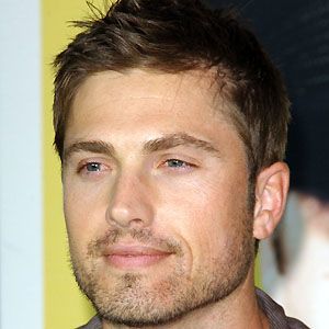 Eric Winter image 1